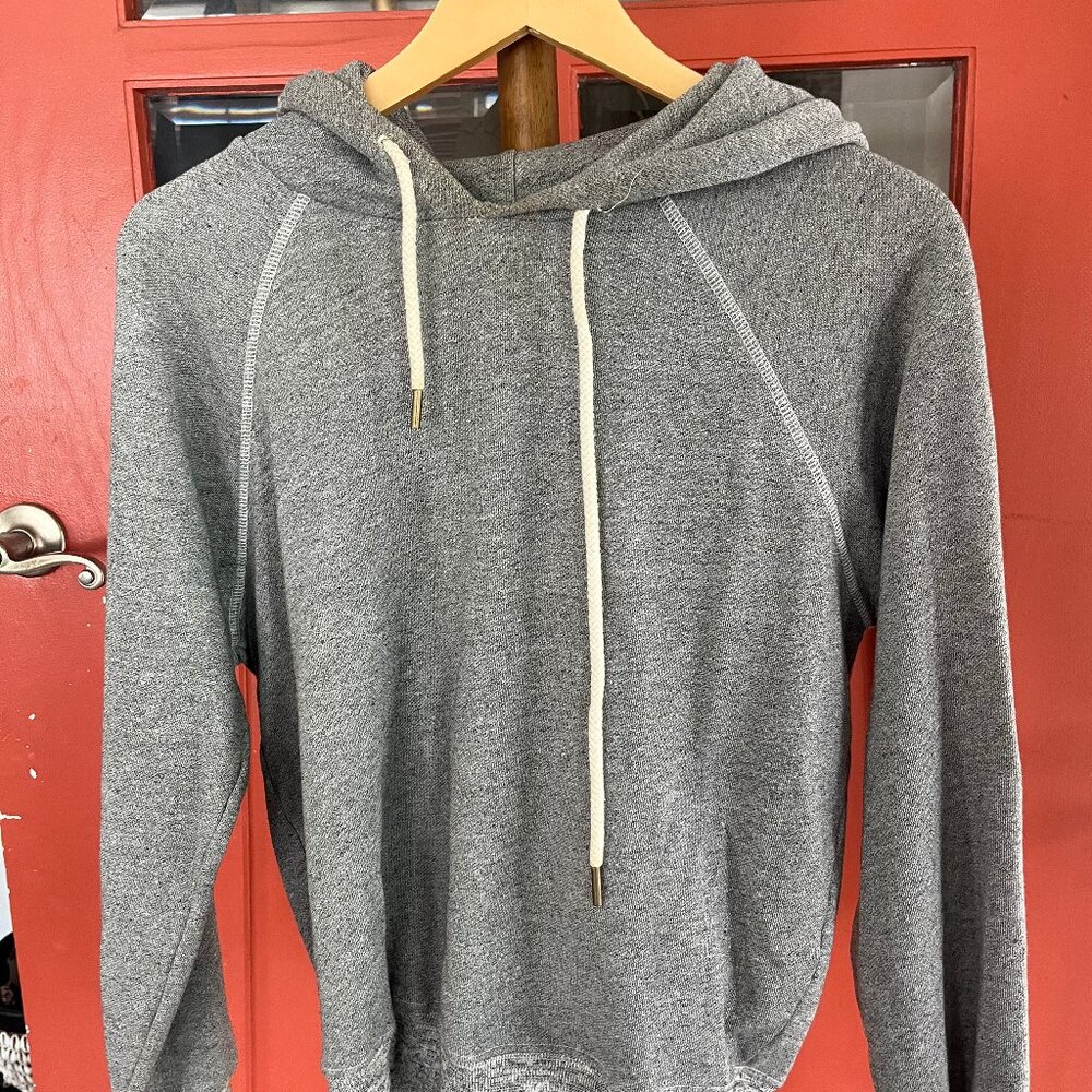 The Great. The Shrunken Hoodie in Varsity Grey Size 2 Medium